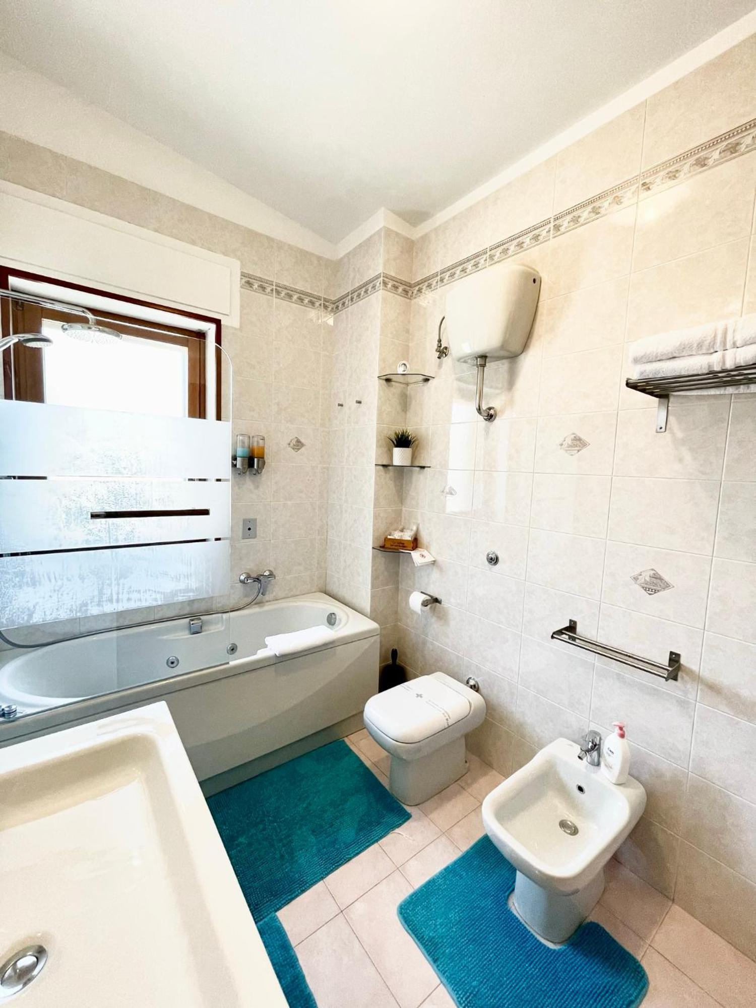 تارانتو B&B Le Saline الغرفة الصورة