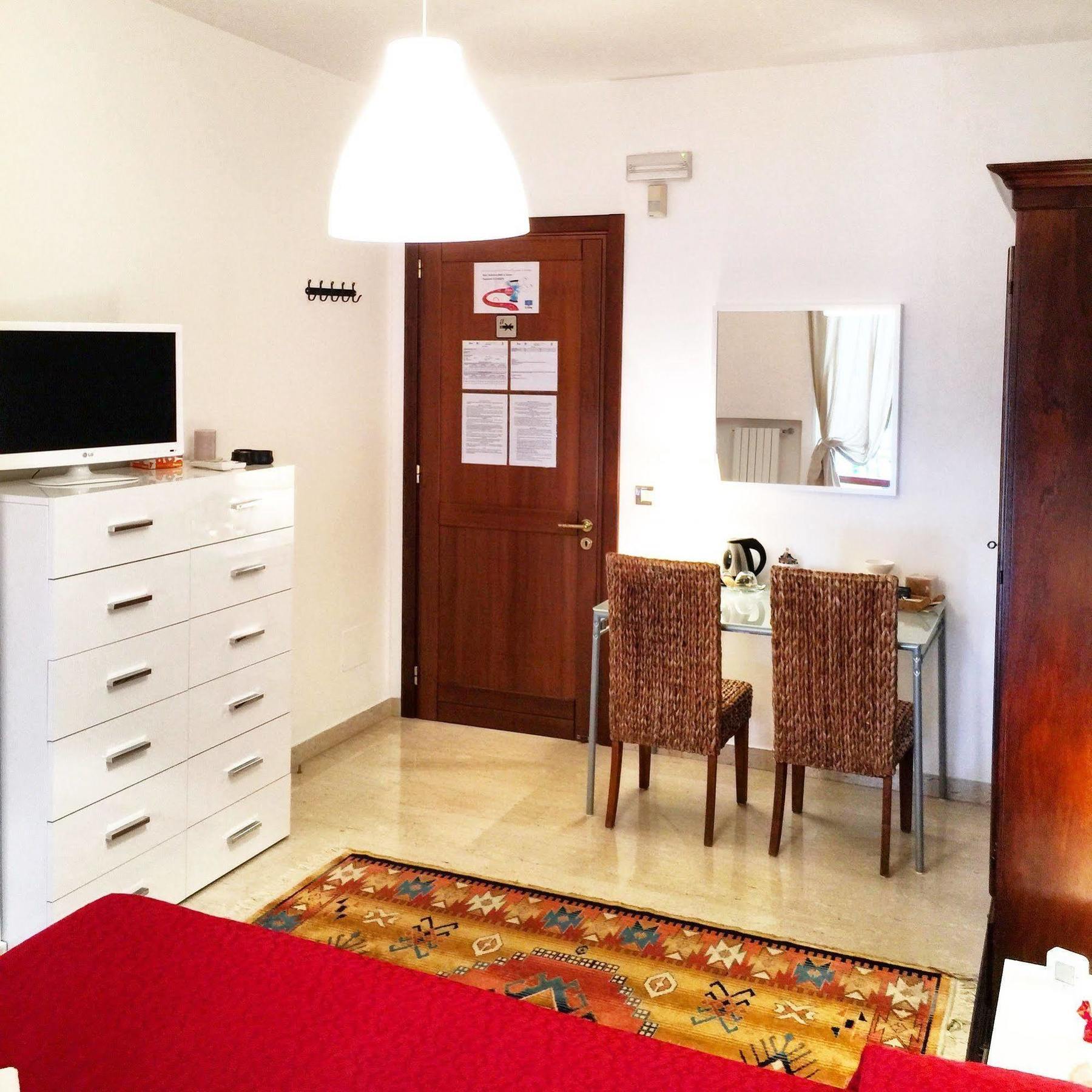 تارانتو B&B Le Saline المظهر الخارجي الصورة